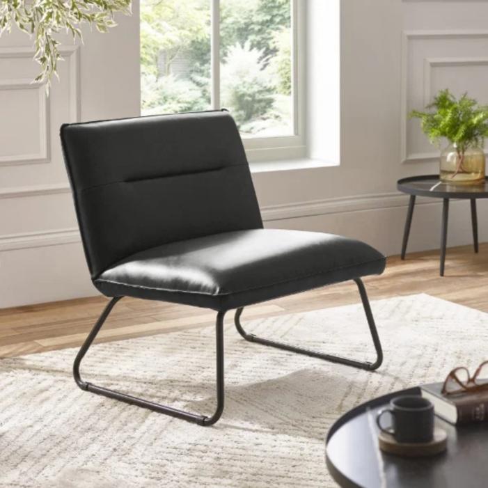 6707_furniture_Saxon Lounge Chair.jpg